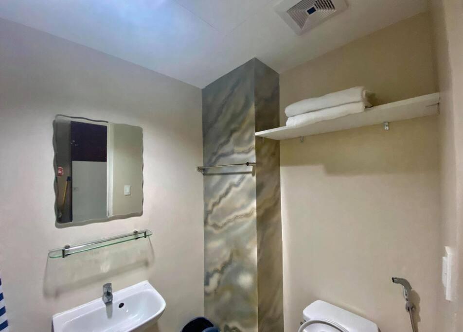 1822 Deluxe Twin - Migas Haven At Sunvida Tower Apartment Cebu Ngoại thất bức ảnh
