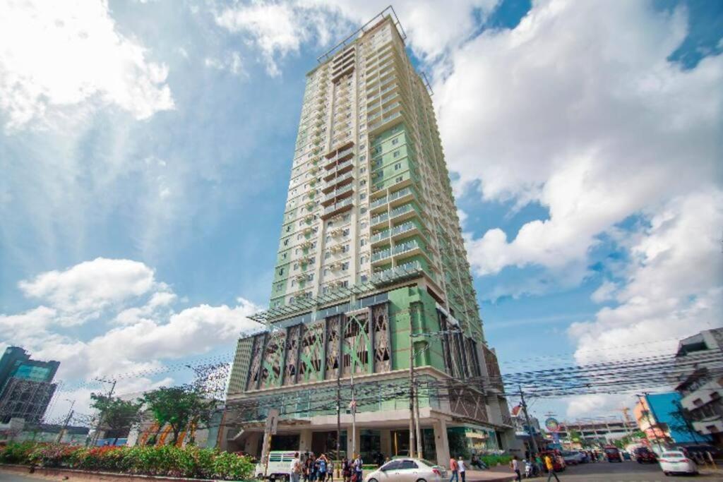 1822 Deluxe Twin - Migas Haven At Sunvida Tower Apartment Cebu Ngoại thất bức ảnh